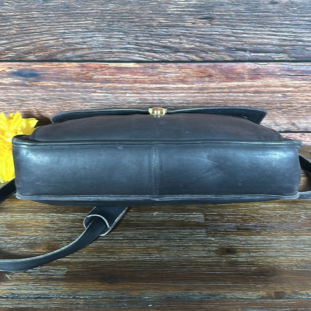 Coach Vintage Black Briefcase! - Picture 6 of 9